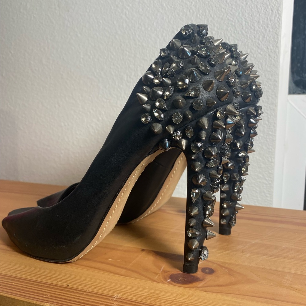 2010 Sam Edelman Spike Lorissa Leather Heels Pumps Peep toe